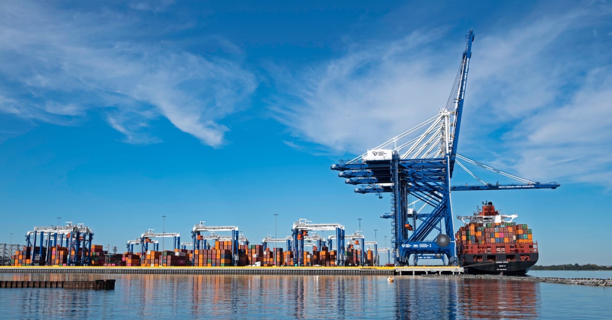 Top 5 ports more importance for international cargo in United States